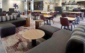 Courtyard By Marriott Houston Intercontinental Airport